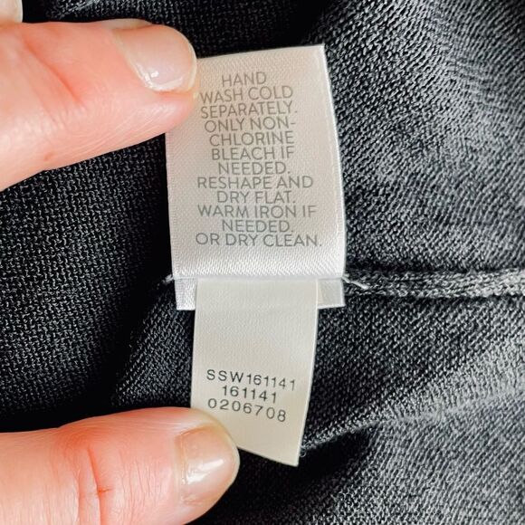 J. Jill Lightweight Sleeveless Sweater Tunic V-Neck Sz XS - Picture 13 of 13